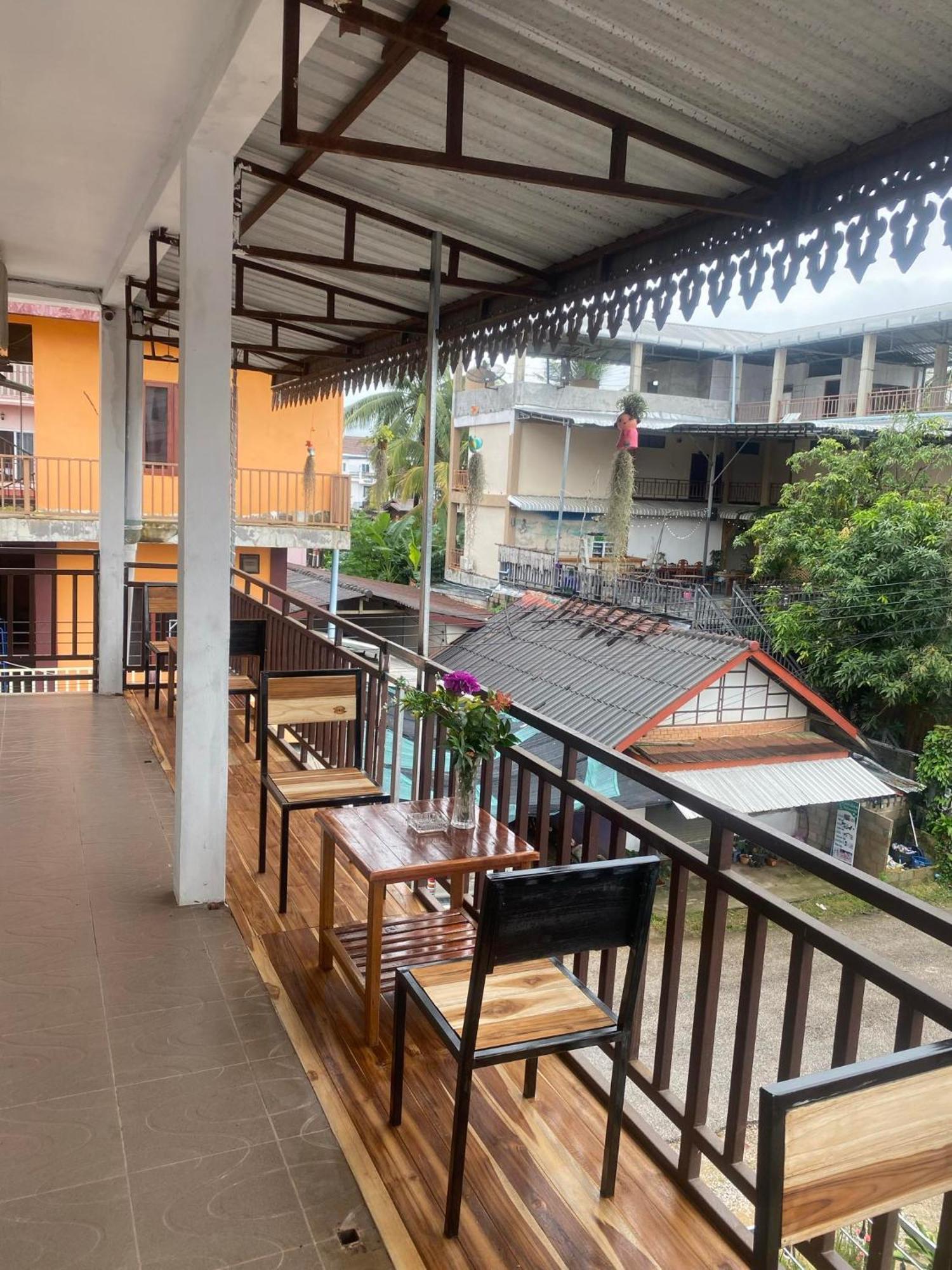 Vang Vieng Victory Guesthouse Ngoại thất bức ảnh